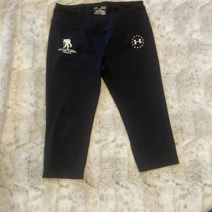 Under Armour Wounded Warrior Project Crop leggings size M